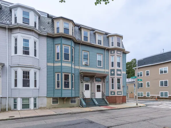 119 M St, South Boston, MA 02127
