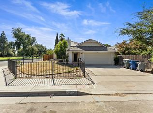 2521 N Selland Ave, Fresno, CA 93722