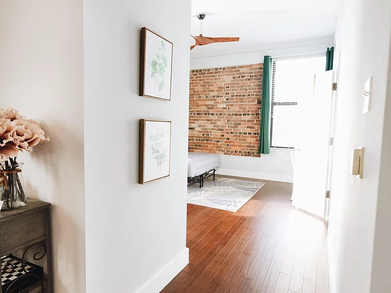 915 Franklin St #5H — Photo 12