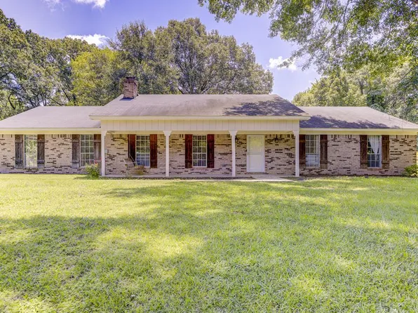180 Hilton Rd, Vicksburg, MS 39180