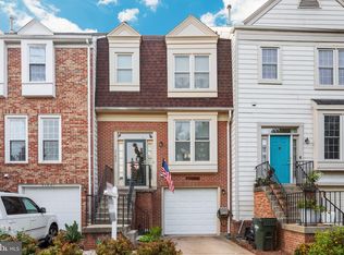 21849 Bramble Ct, Sterling, VA 20164