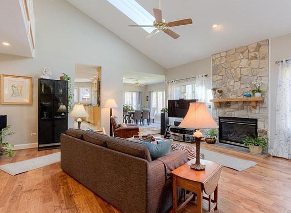 4th image of 11414 River Run Dr