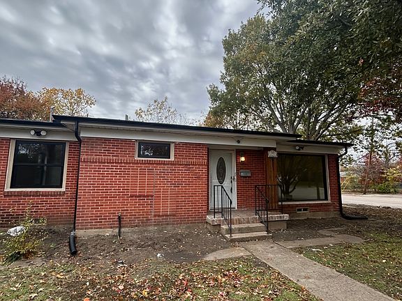 3rd image of 10251 Sandra Lynn Dr