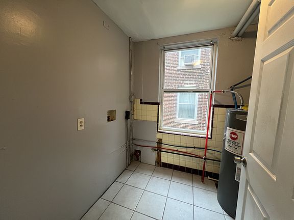 5th image of 2996 W McMicken Ave APT 1
