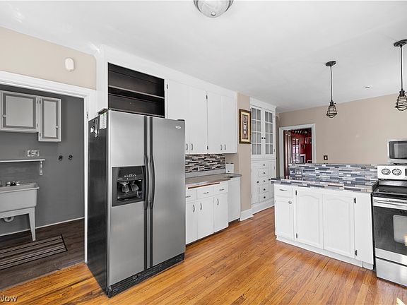 4th image of 3372 Mayfield Rd