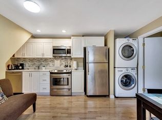 32 Bay St #32, Cambridge, MA 02139