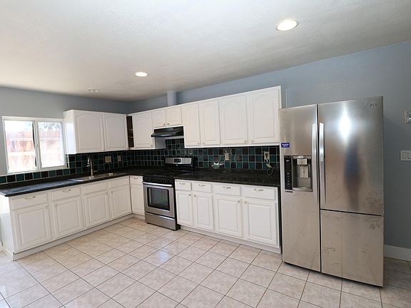 4th image of 11047 Westonhill Dr