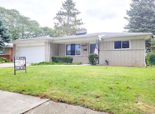 29456 Orvylle Dr, Warren, MI 48092