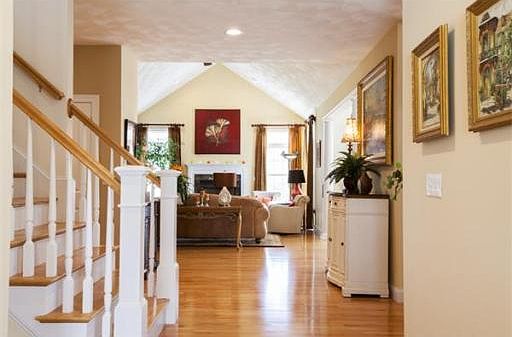 2nd image of 125 Cortland Dr