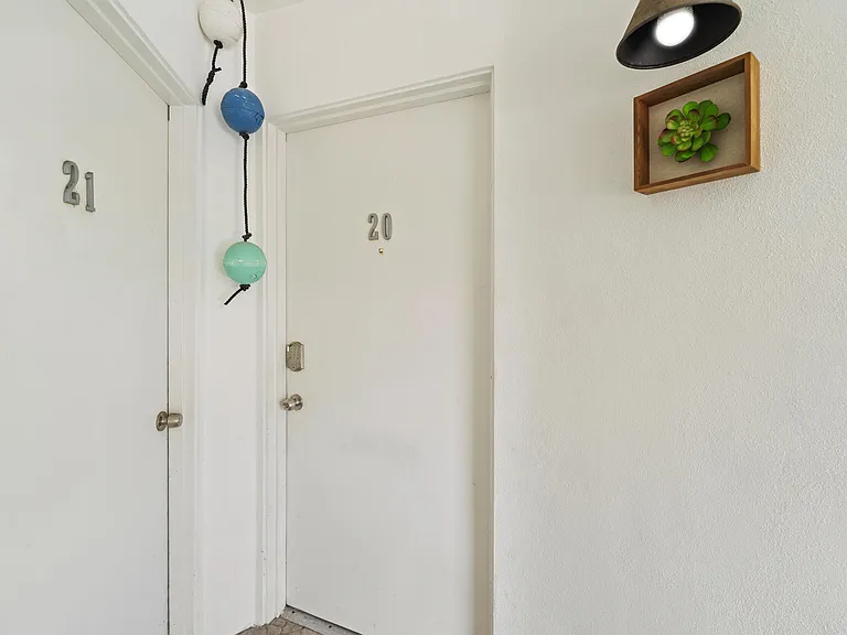68 Yacht Club Dr #20 — Photo 30