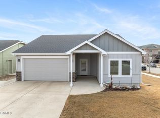 3425 34th St W, Williston, ND 58801