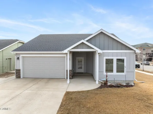 3425 34th St W, Williston, ND 58801
