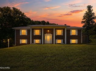 2719 Bullen Valley Rd, Thorn Hill, TN 37881