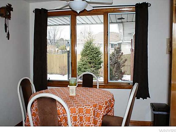 5th image of 281 S Roycroft Blvd