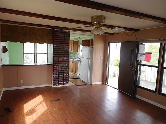 Additional Living Room