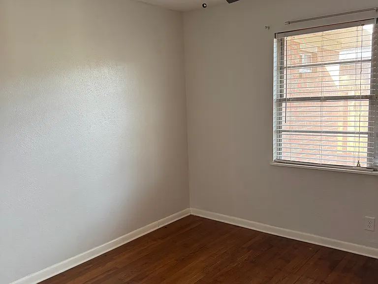 619 Highland Ave — Photo 6