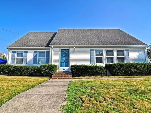 66 Coburn St, Hull, MA 02045