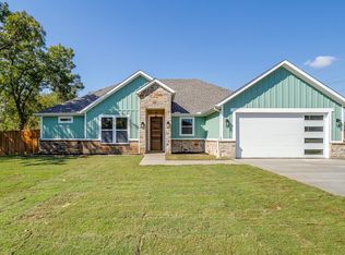 900 Cope St, Midlothian, TX 76065