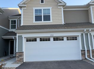 1918 Prospect Ln, Carver, MN 55315