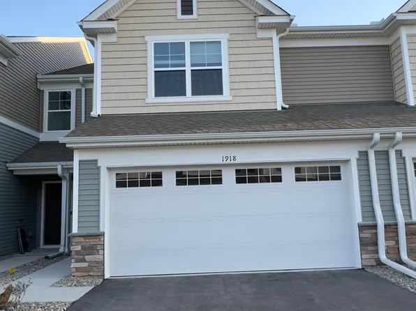 1918 Prospect Ln, Carver, MN 55315