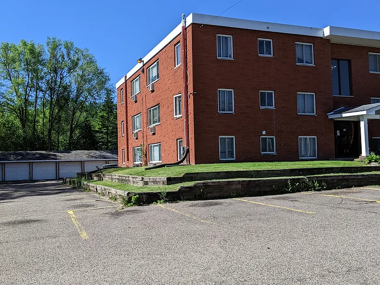 Sherwood — Photo 15