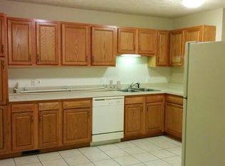 38339 Schoenherr Rd, Sterling Heights, MI 48312