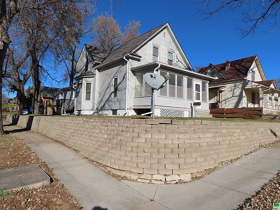 4th image of 4901 Glenn Ave