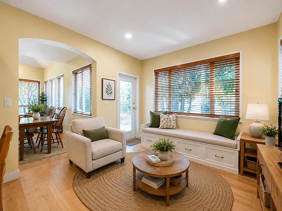 5th image of 15055 20th Ave #8