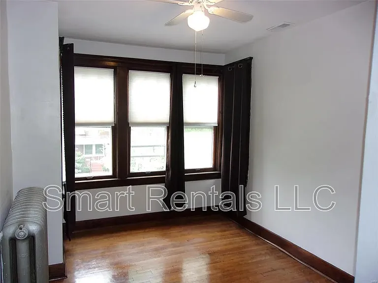 4953 Sutherland Ave #2F — Photo 11