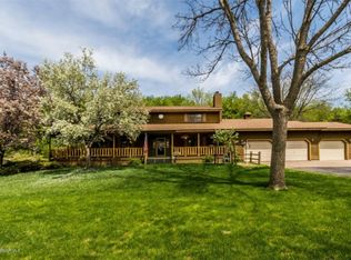 2420 Carolyn Pl, Winona, MN 55987