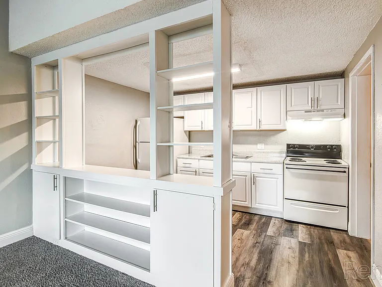 Heronwood Apartments — Photo 6