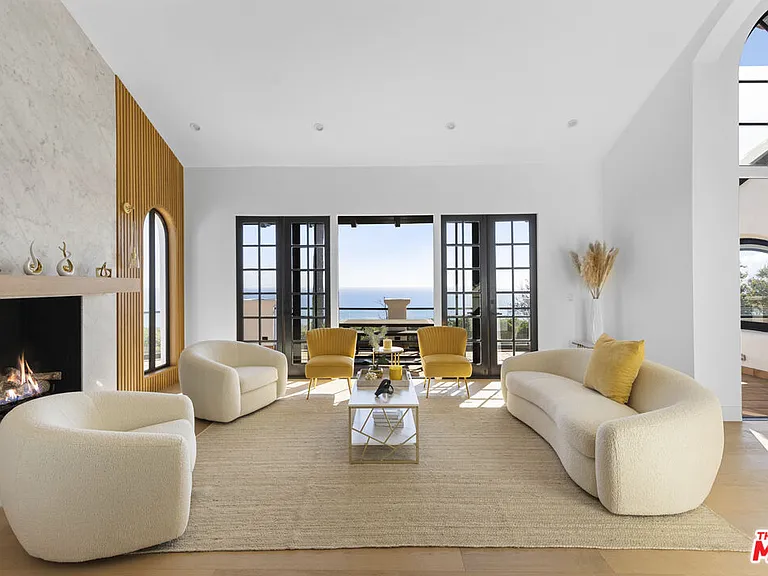 3909 Villa Costera — Photo 10