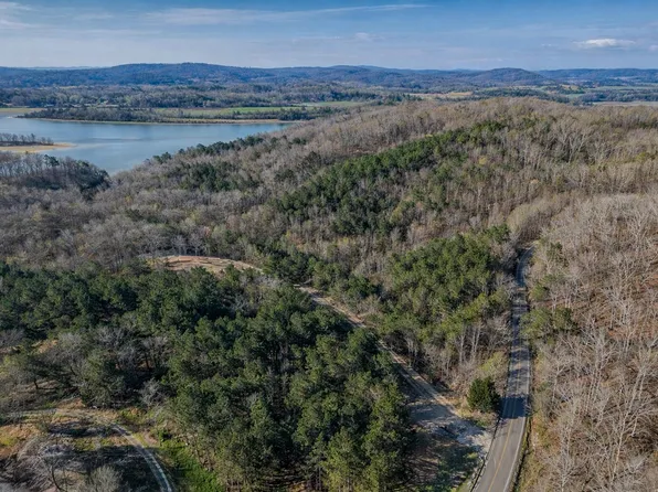 3960 Lamontville Rd, Decatur, TN 37322