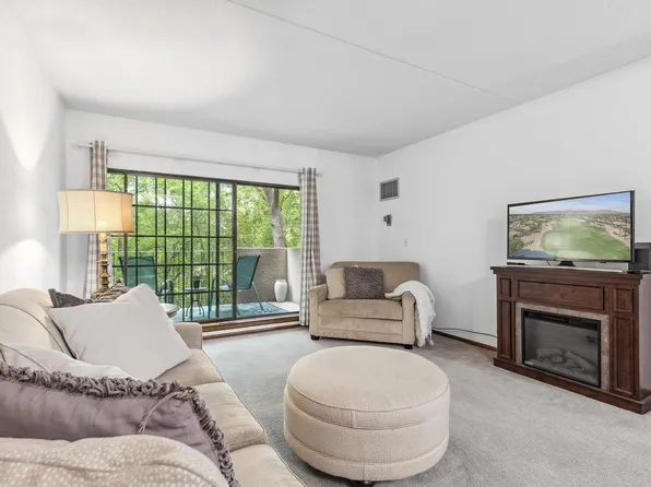 6730 Vernon Ave #113, Edina, MN 55436