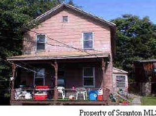 N Garfield Ave, Scranton, PA 18504