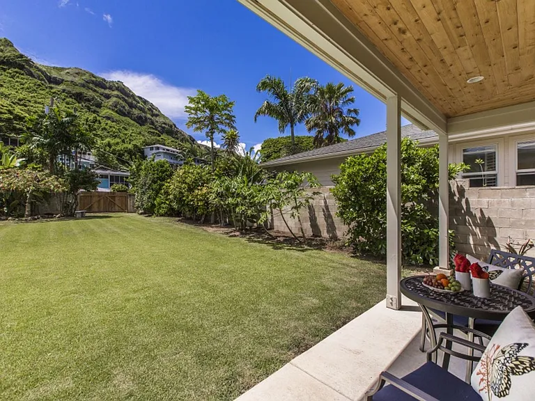 1242 Aalapapa Dr — Photo 8
