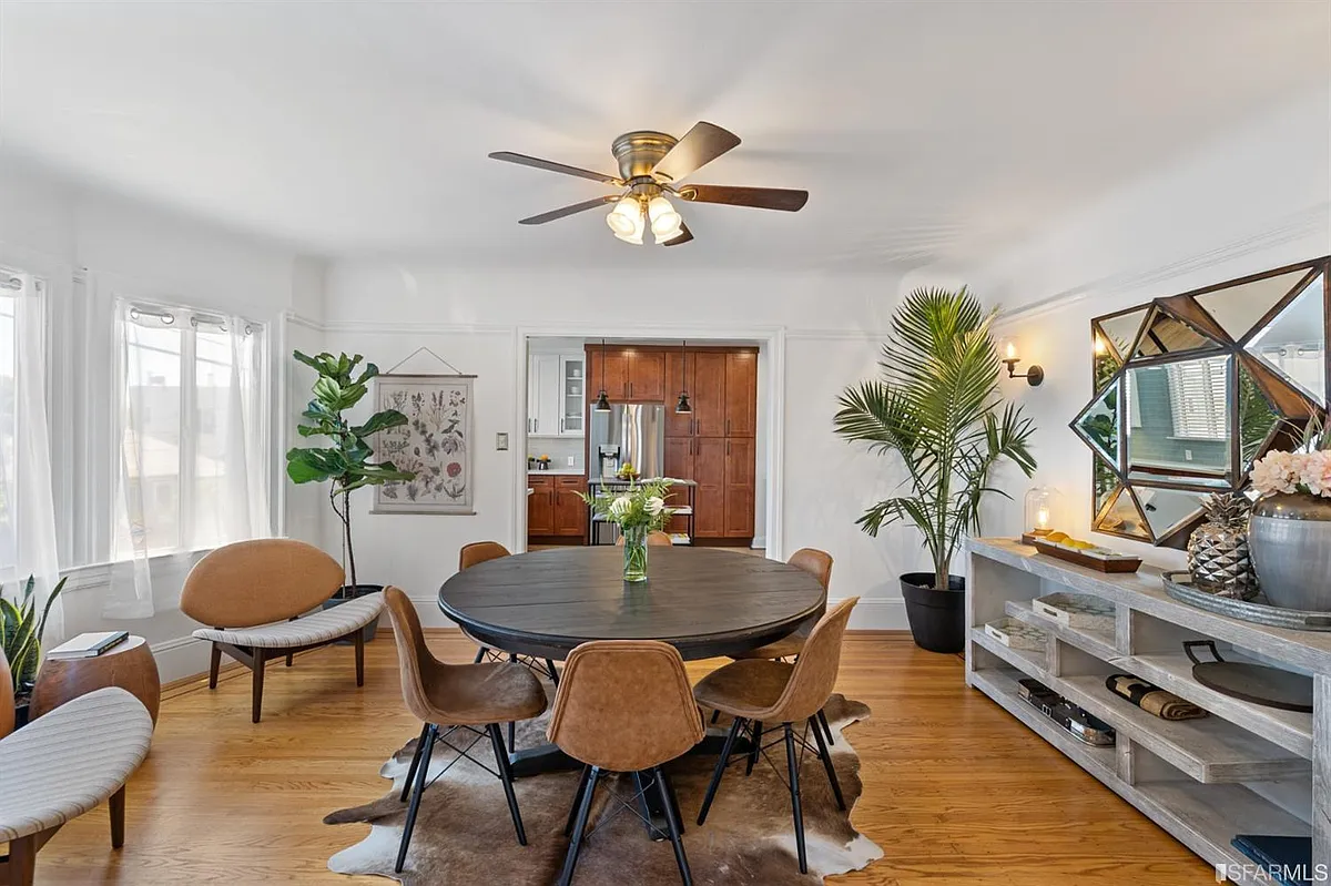 Building Photo - 1401 Shafter Ave #UPPER FLAT