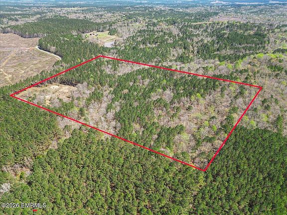3rd image of Lazy Acres Rd