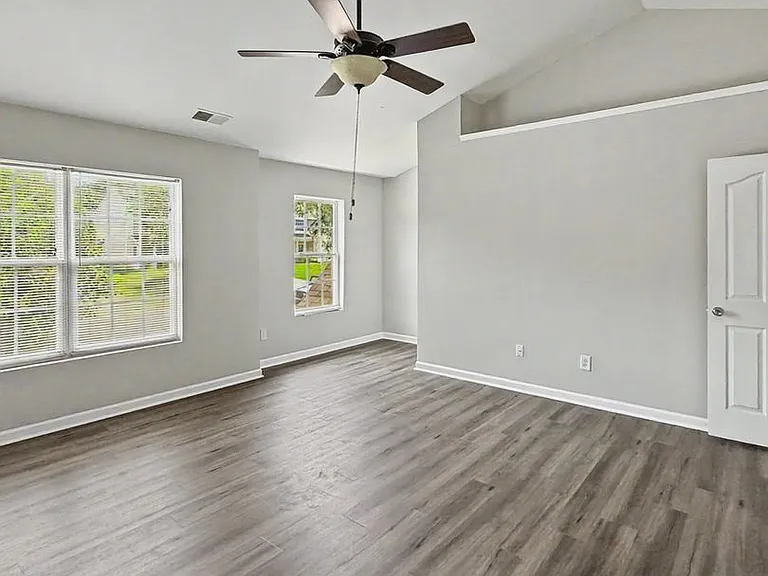 2717 Forest Grove Ct — Photo 24