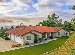 2320 E Mission Rd, Fallbrook, CA 92028