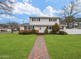 101 Havens Dr, Brick, NJ 08723