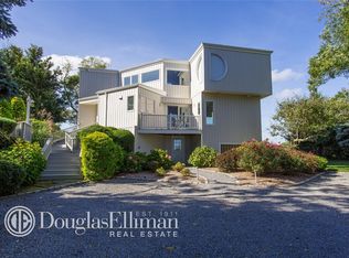 9202 Bridge Ln, Cutchogue, NY 11935