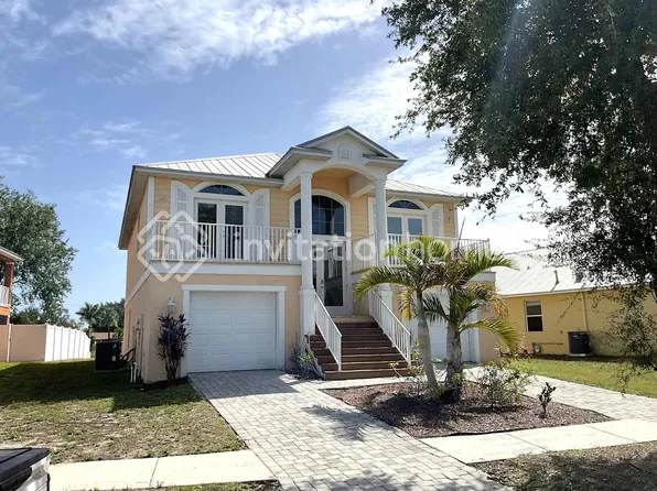 573 Bimini Bay Blvd, Apollo Beach, FL 33572