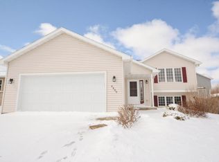 4409 Manor Brook Dr NW, Rochester, MN 55901