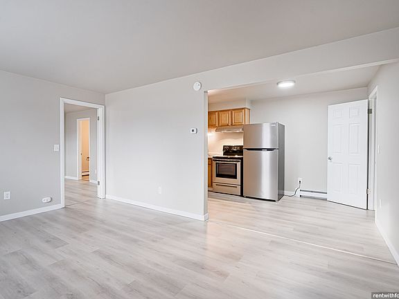 4th image of 10 Matthias Ct #P-05