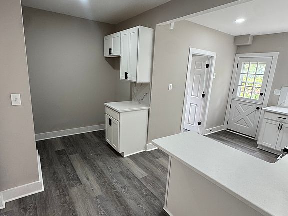 3rd image of 33 S Academy St