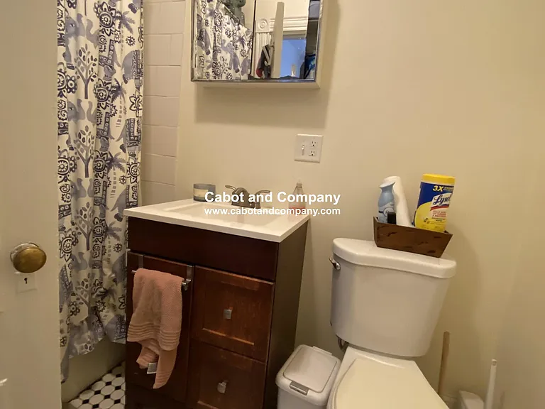 34 Isabella St #8 — Photo 8