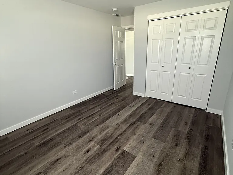 50 Surrey Dr #1N — Photo 7