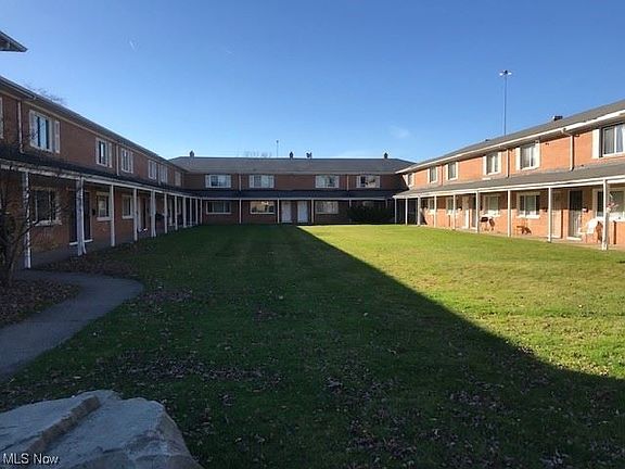 2nd image of 4878 Banbury Ct APT 9