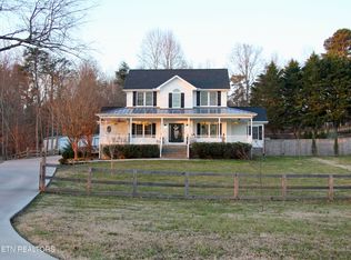 6322 Cate Rd, Powell, TN 37849